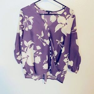 Three-quarter sleeve blouse